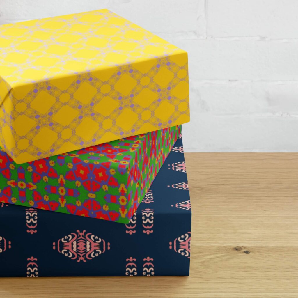 Owl's gift wrapping papers for holidays, Christmas, birthdays, housewarming, anniversary